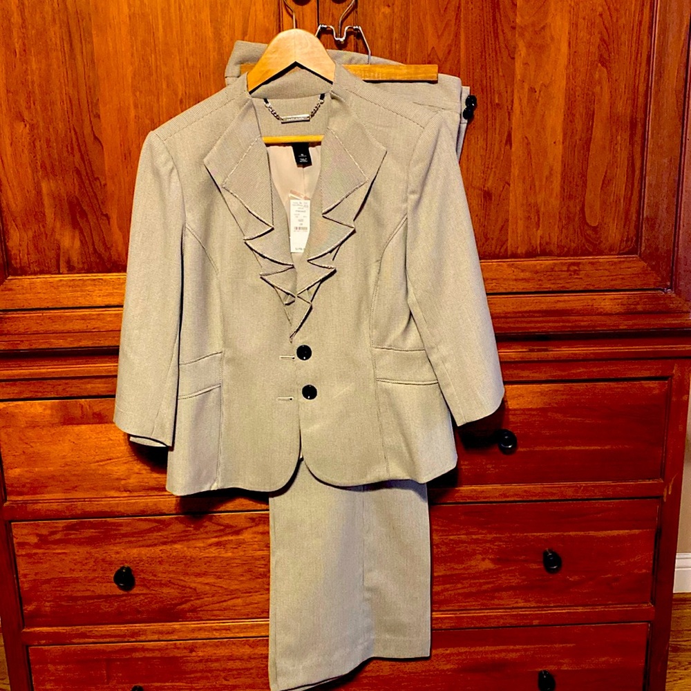 2-Piece NWT WHBM suit